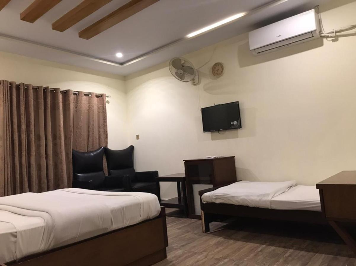 Hotel S.R. Lounge Multán Kültér fotó