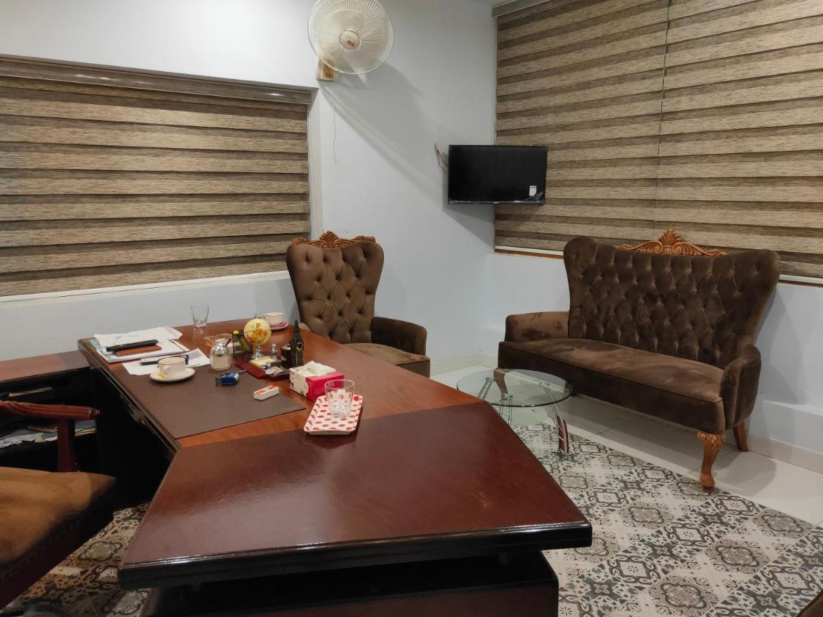 Hotel S.R. Lounge Multán Kültér fotó